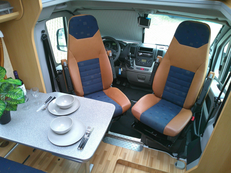 Dethleffs Advantage 6611 T Anhängerkupplung Foto: 1