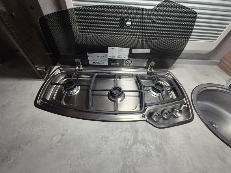 Knaus Sport 460 EU enkele bedden!  foto: 12
