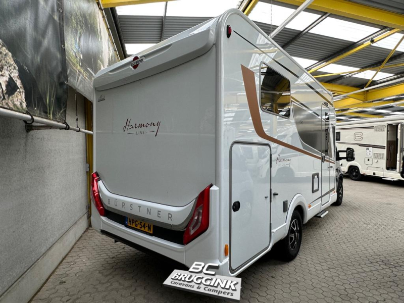 B&uuml;rstner Lyseo Harmony Line 690 G EX-ALQUILER 0 KM!! foto: 1