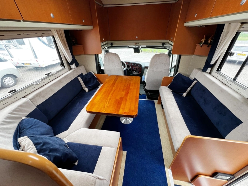 Iveco Freeliner  foto: 7
