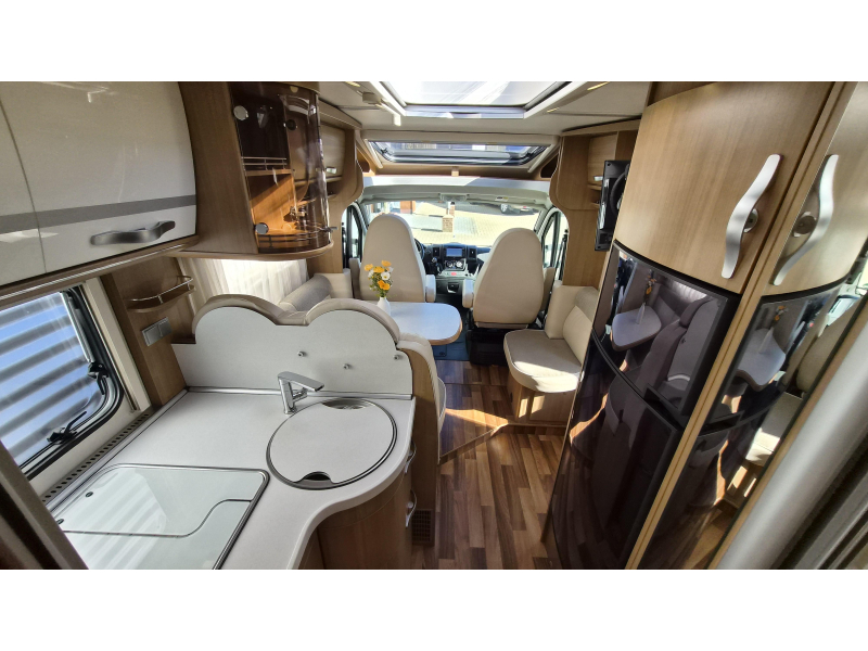 Hymer Tramp 678 Lengtebedden 150PK Heavy  foto: 12