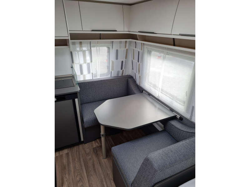 Fendt Apero Activ 390 FH photo: 5