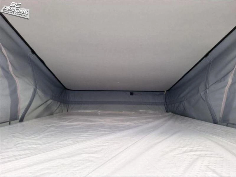 HymerCar Free 600 Dwars bed en Hefdak/Bed  foto: 8