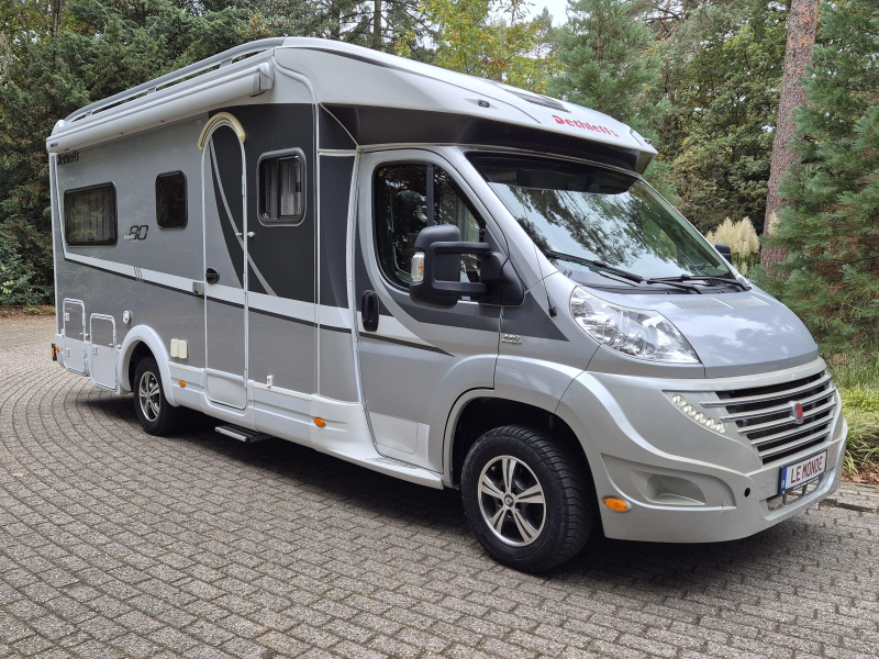 Dethleffs Eighty T 6700 Fransbed EP level TV leer  foto: 0
