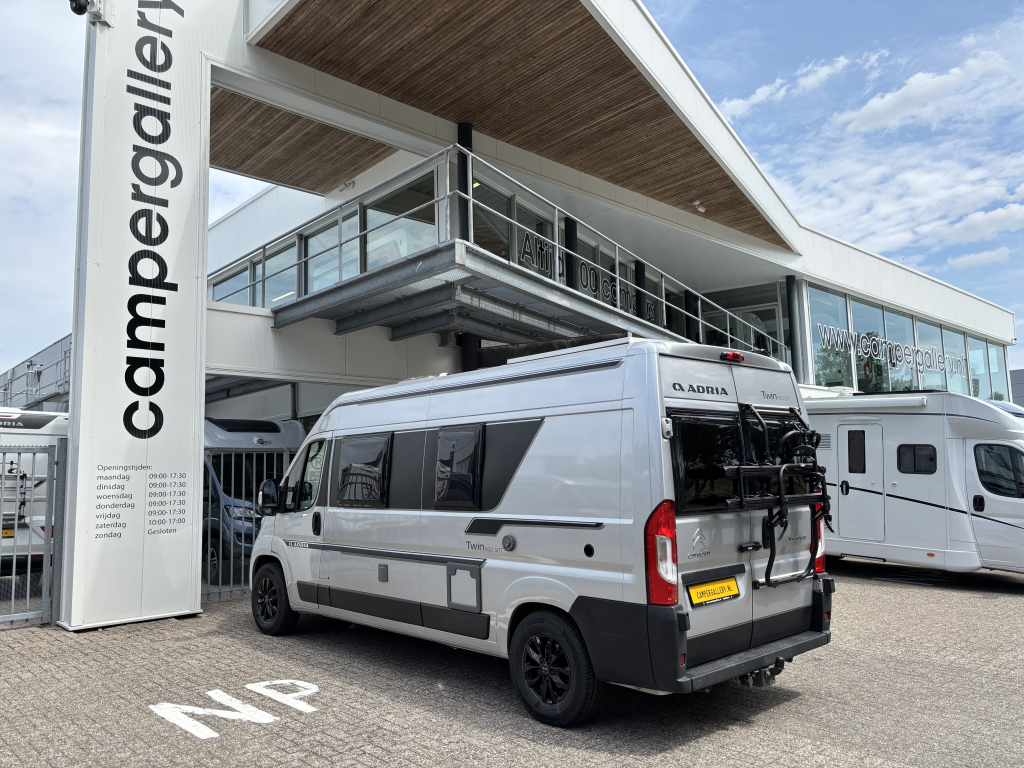 Adria Twin 600 SPT QUERBETT ANH&Auml;NGERKUPPLUNG SOLARPANEL EURO6 Foto: 18