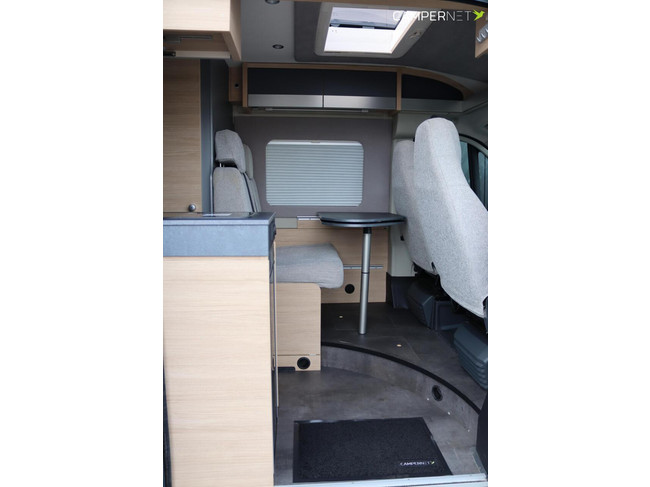 P&ouml;ssl Trenta 640 180hp Automatic | Single beds | Swing bike rack | Roof air conditioning | Zenec Multimedia system | Construct lock | Awning | photo: 6