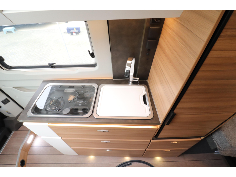 Knaus BoxDrive 680 ME VOL Enkele bedden 180PK  foto: 11