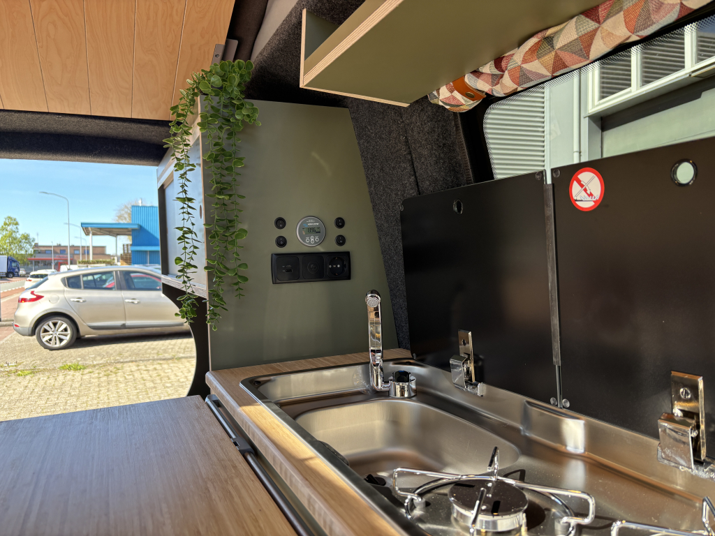 Volkswagen T6 buscamper 2020 Two-tone foto: 8
