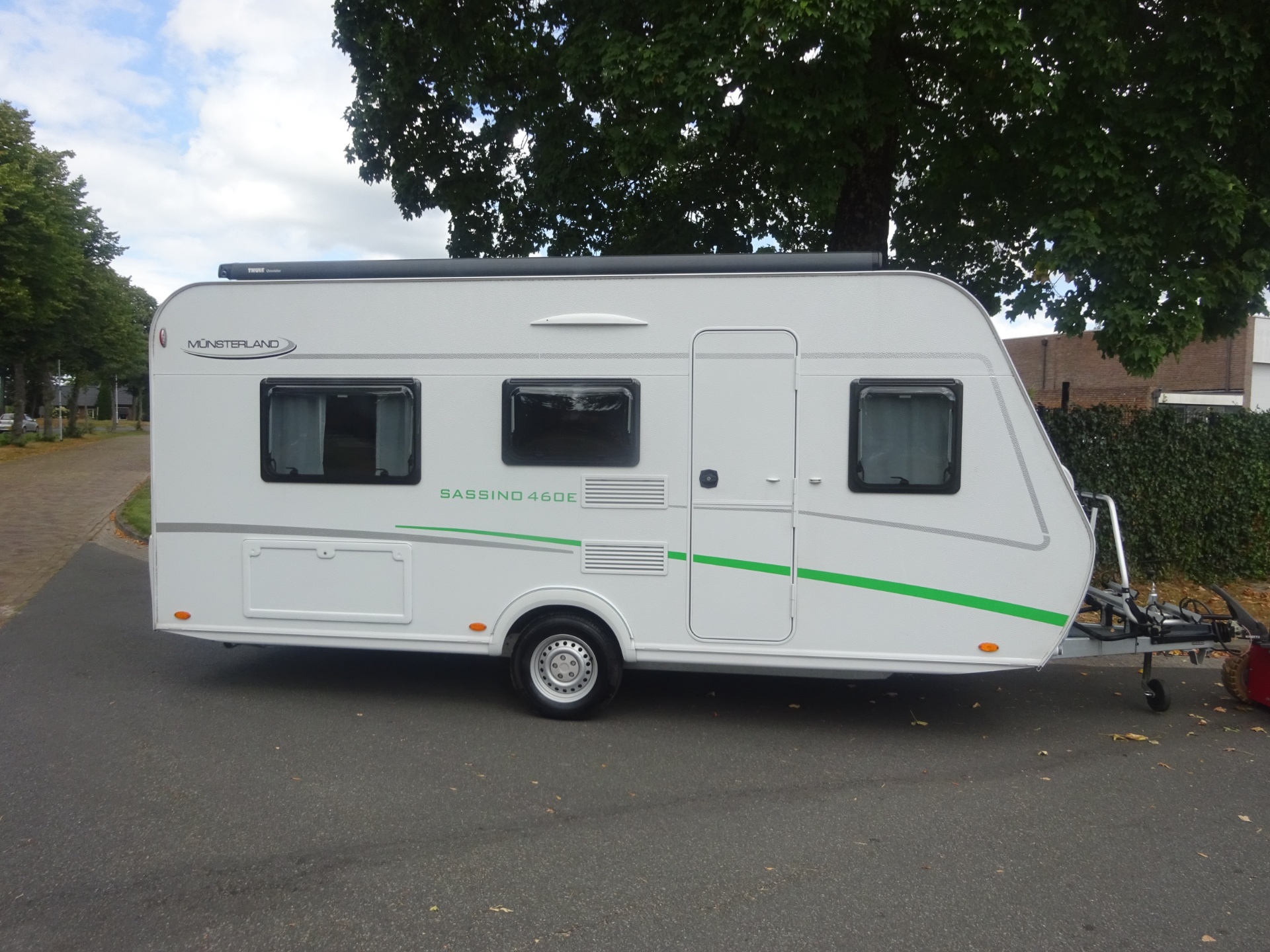 Lmc Sassino 460 LU Enkele Bedden/Vaste Luifel foto: 2