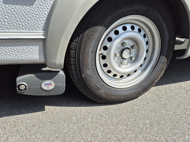 Knaus Sport 500EU enkele bedden, mover, schotel, airco VOL foto: 5