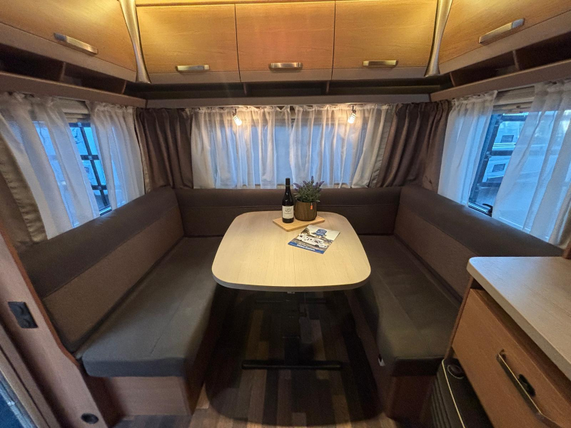 Knaus Sport 460 UE mover, toldo, avance foto: 1