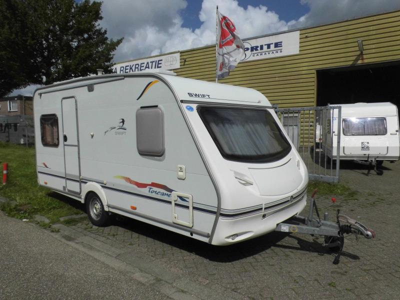Swift Toscane 450 Mover, nieuwe voortent!  hoofdfoto: 1