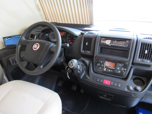 Hymer Exsis-i EX 688 Single beds pull-down bed integral year 2014 photo: 20