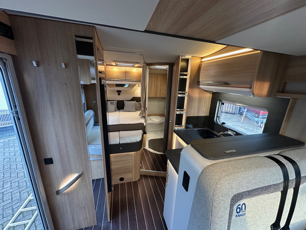 Knaus Sky Wave 650 mf 60 years edition foto: 12