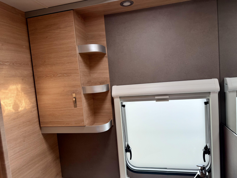 Knaus Sudwind Black Selection 460 EU Zomer Airco Actie!  foto: 18