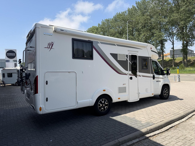RAPIDO 686F Ultimate Line Automatik EP Level LPG Lithium Wechselrichter Foto: 5