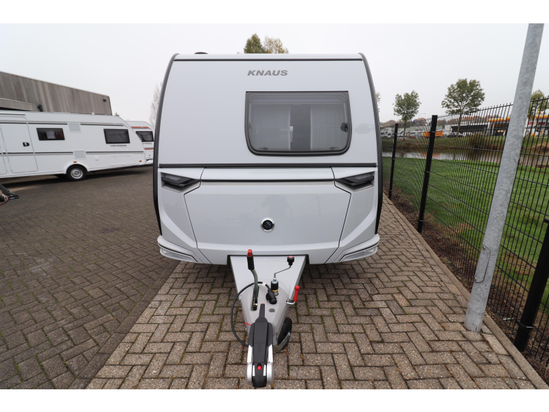 Knaus Sudwind Black Selection 450 FU Modell 2026 - 1700KG - 147 Foto: 1