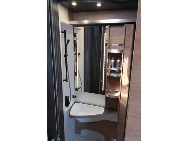 Knaus !NIEUW UIT VOORRAAD! 2026 Wave 650MEG Black LIMITED EDITION foto: 9
