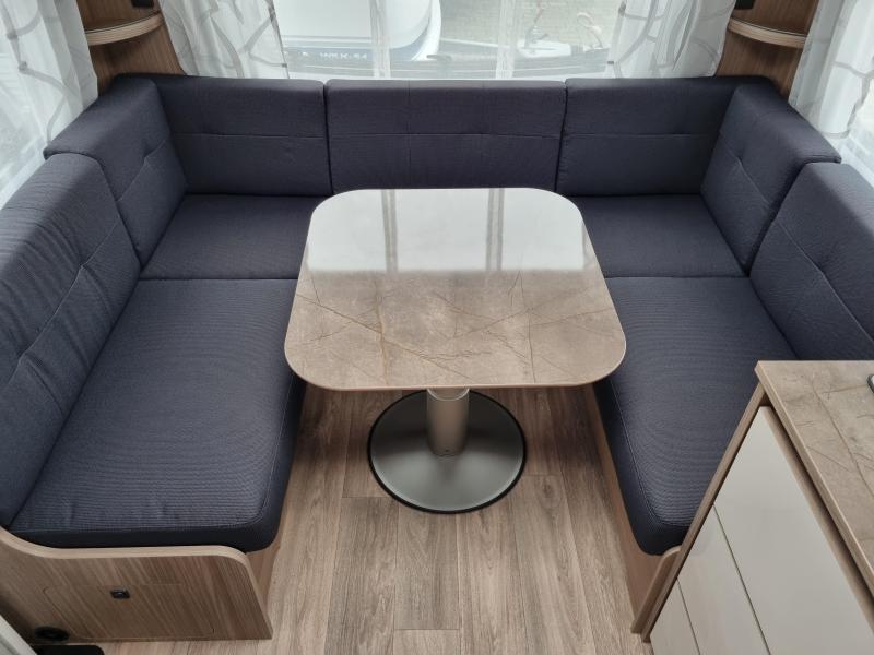 Fendt Tendenza 465 SFB 1800 kg - Vloerverwarming  foto: 5