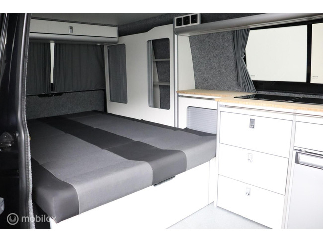 Volkswagen Transporter Buscamper 2.0TDI 140Pk Lang California-look | 4-seats/4-berths | Pop-top roof |NW.STAAT photo: 6