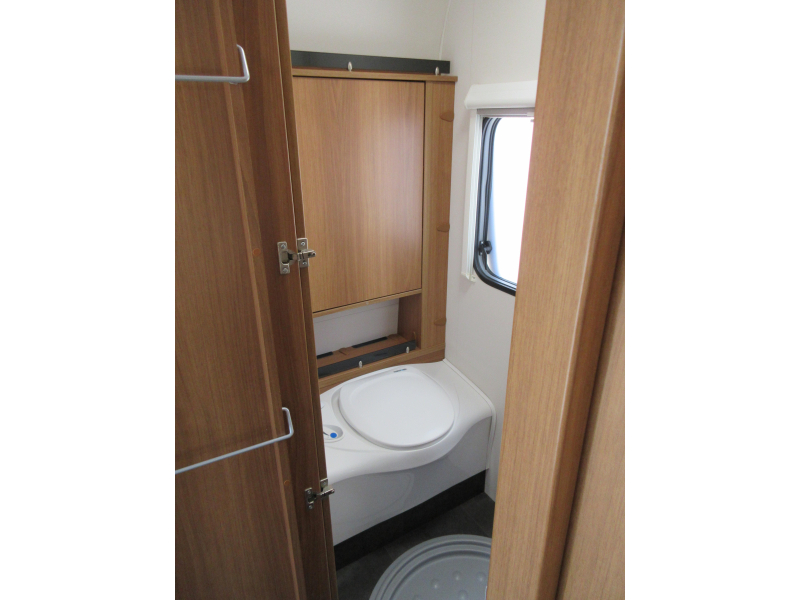 Dethleffs Nomad 540 DBM COMME NEUF/ MOVER / AUVENT photo : 13