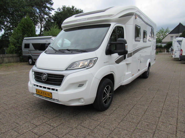 Hymer T598 Semi integraal Queensbed Hefbed bj2018 foto: 5