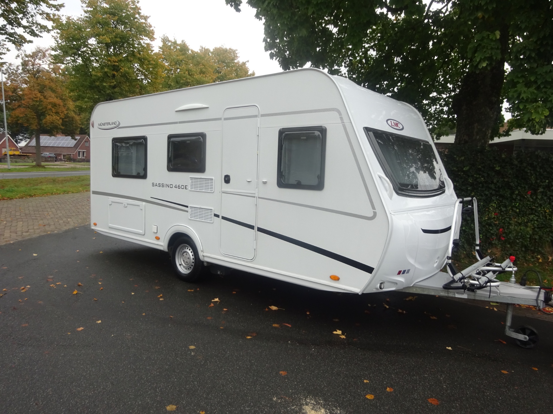 Lmc Sassino 460UL Enkele Bedden+Mover+Voortent foto: 1
