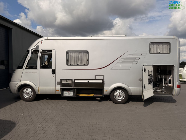 Hymer B 674SL foto: 8