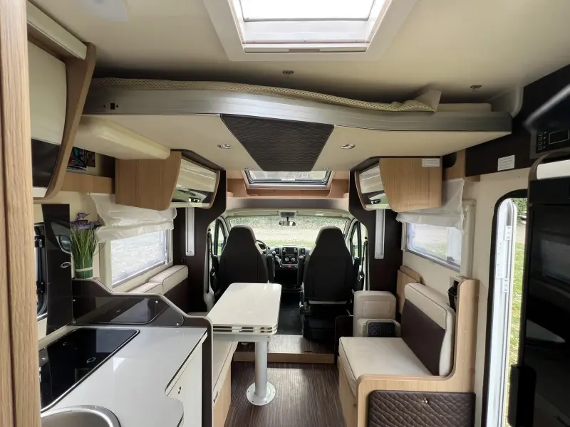 McLouis MC4 281 Queens-bed en hef-bed  foto: 12