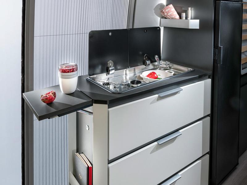 Adria TWIN SUPREME 640 SGX Photo: 6