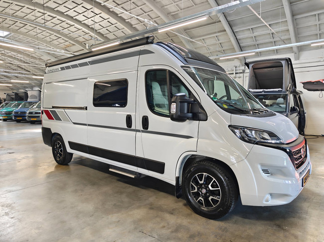 LMC INNOVAN 600 140PK Skyroof , Solar, Facelift foto: 4