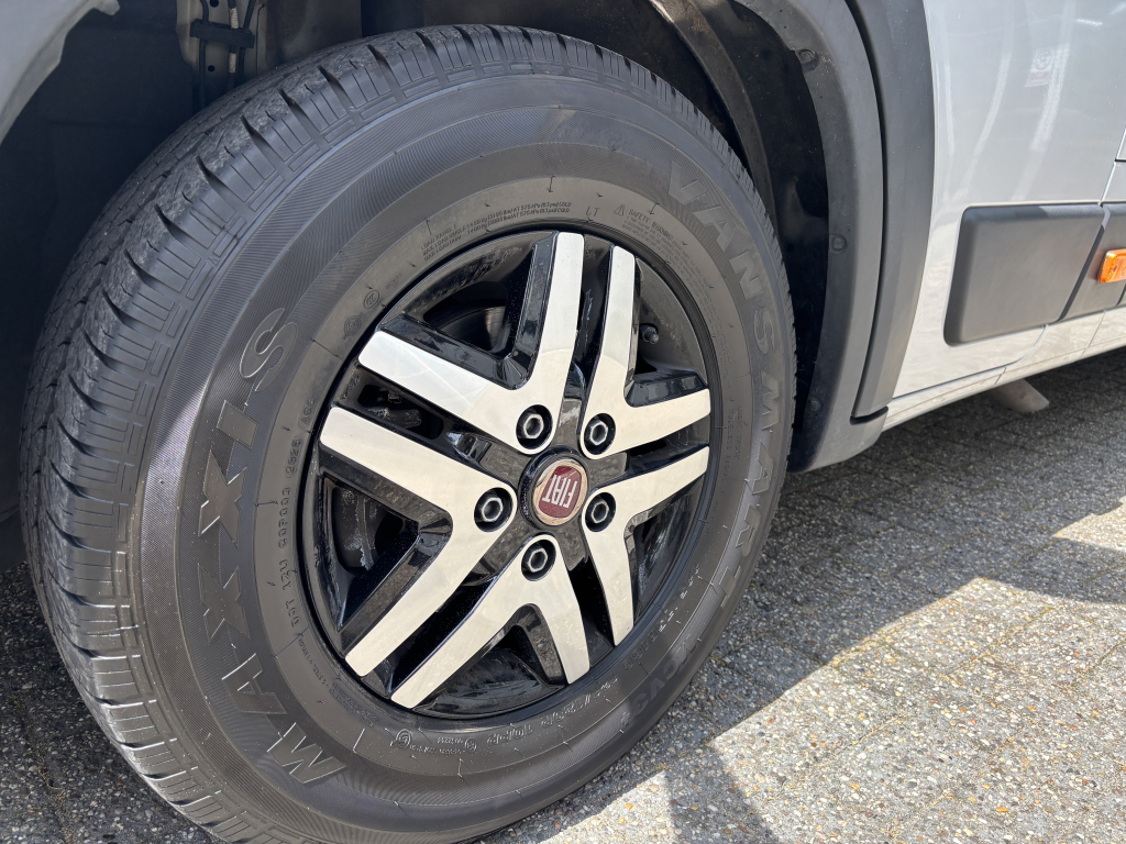 Pössl Roadcruiser ENKELE BEDDEN 9-TRAPS AUTOMAAT TREKHAAK  foto: 14