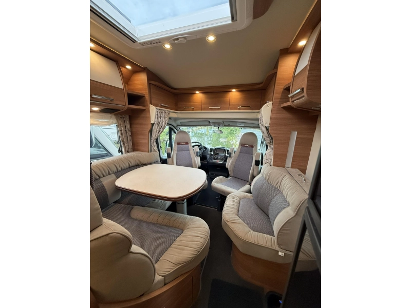 Carthago Chic C-Line T 4.9 LE -VOLL MIT ZUBEH&Ouml;R Foto: 10