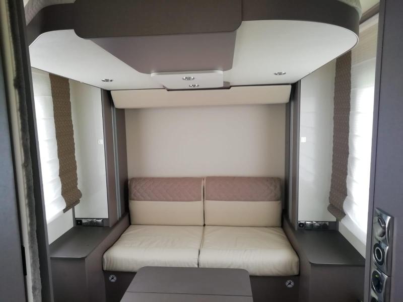 Bürstner Lyseo Privilege 745 met twee luxe hefbed  foto: 12