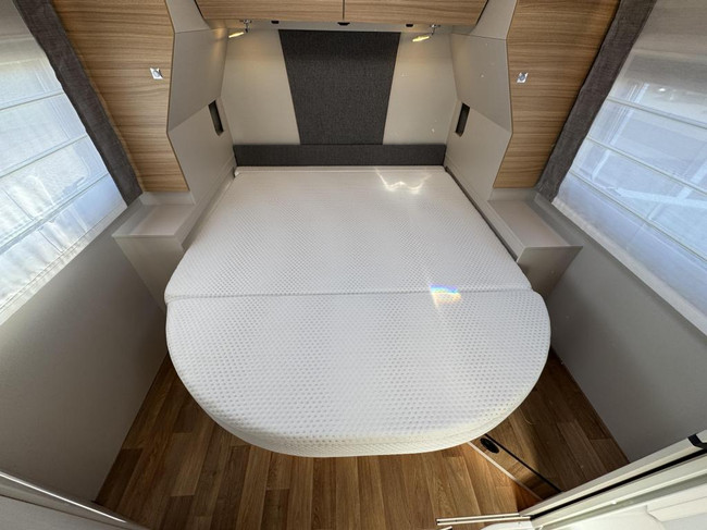 Dethleffs Pulse I 7051 GT-Line DBM Queensbed Als nieuw foto: 18