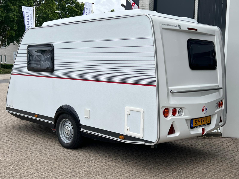Kip Kompakt 37 EK mover, avance, toldo foto: 3