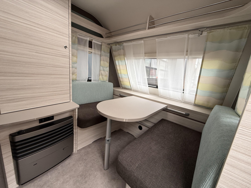 Dethleffs C'Joy 460 LE ZEER COMPLEET 