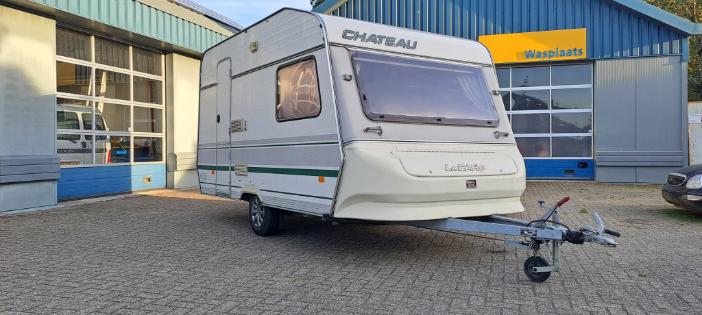 CHATEAU LaCar, Met Voortent!