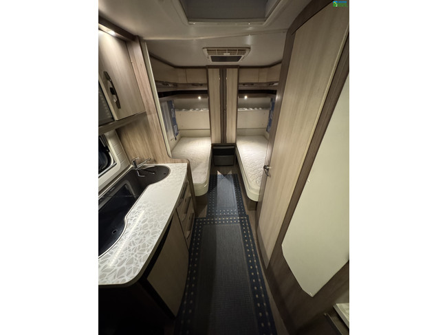 Hobby De Luxe Easy 460LU foto: 13