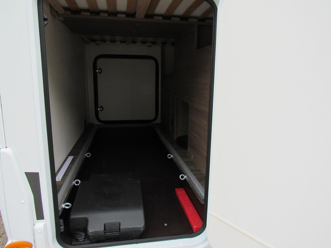 Carado V337 Pro Schwarz Teilintegriert Einzelbetten Bj. 2024 Foto: 7
