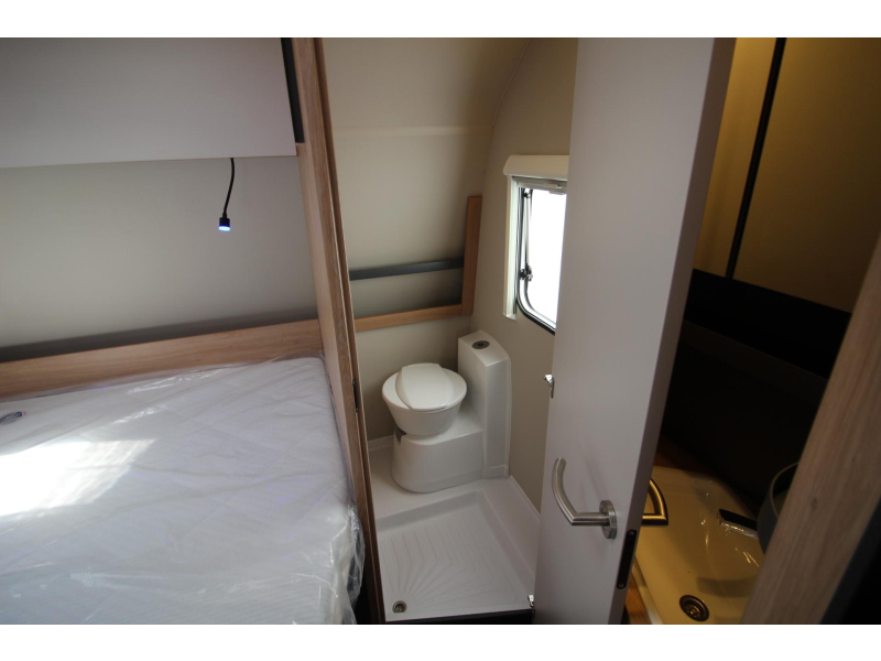 Knaus Sport 450 FU Aktionsmodell! Foto: 18