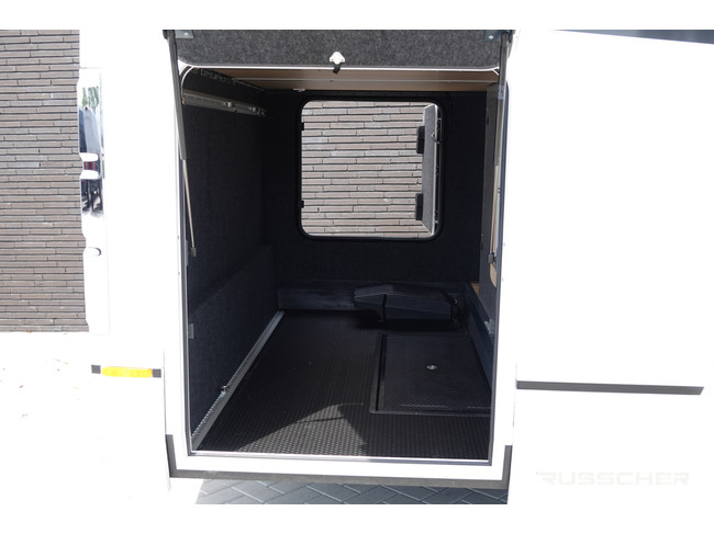 NIESMANN BISCHOFF Smove 7.4 E 150Pk Automaat | Leder | Lengtebedden foto: 22