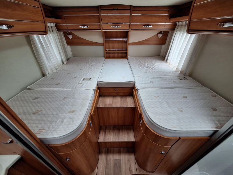 Hymer Tramp CL -2 APARTE BEDDEN+HEFBED  foto: 15
