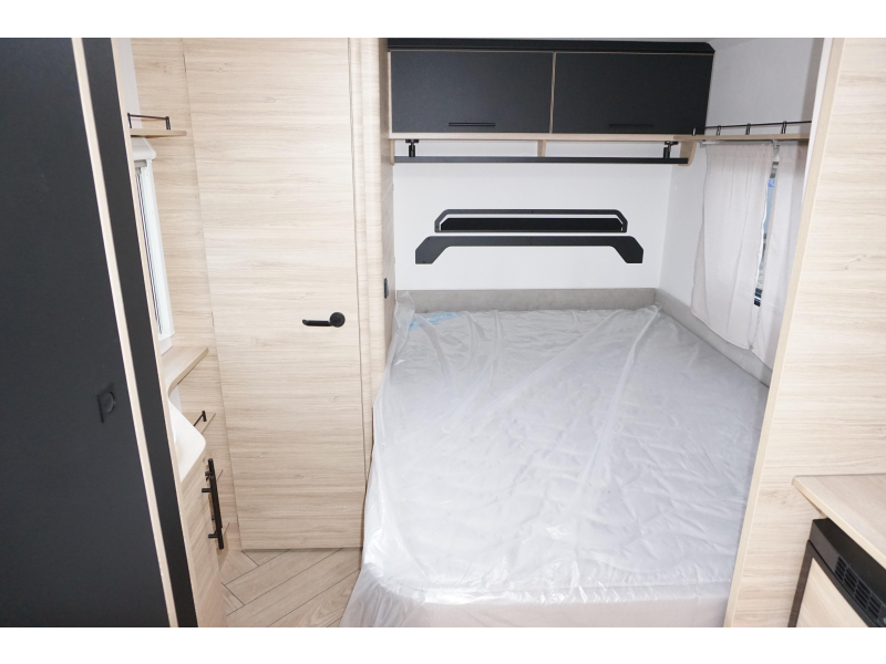 Caravelair Sport Line 455 Alu velgen, Disselafdekk.  foto: 4