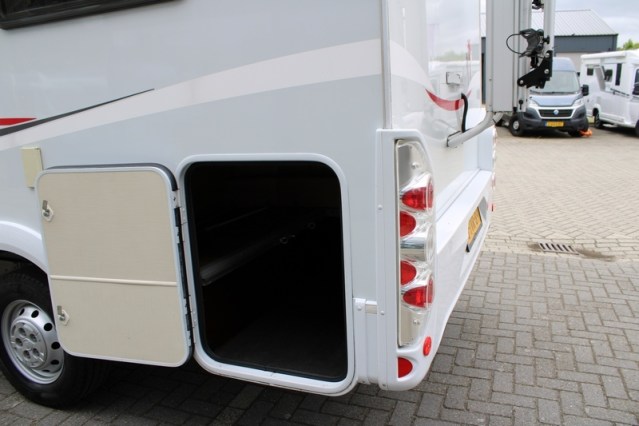 AUTOM&Aacute;TICO Fiat 2.3 150 cv Cama francesa (99 foto: 10
