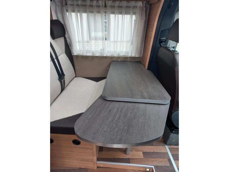 Weinsberg CaraCompact MB 640 MEG Pepper Smart TV Aut Solar  foto: 15