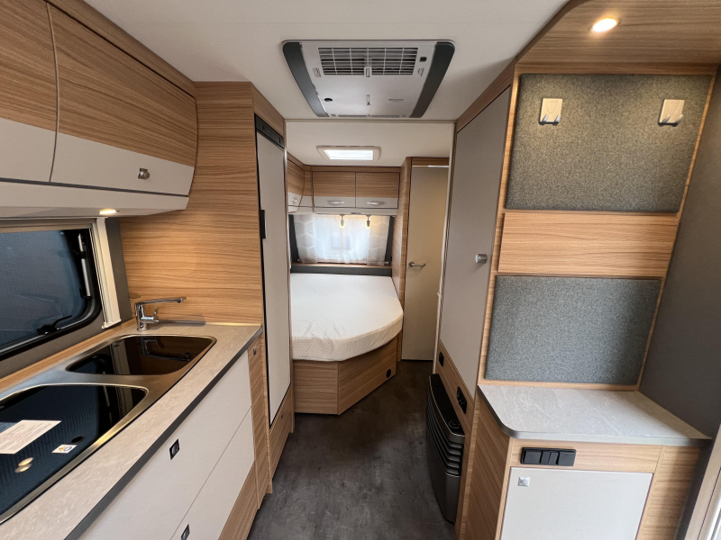 Dethleffs Camper 470 FR Nieuw - Actie model  foto: 7