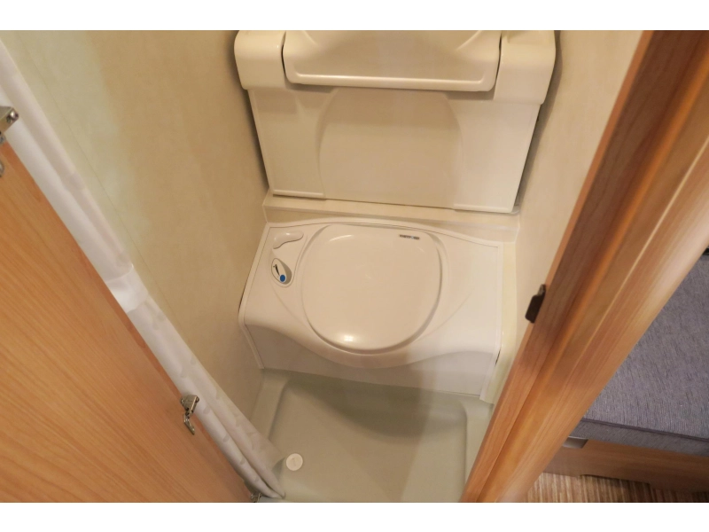 Adria Altea 390 PS MOVER+VOORTENT+LUIF+FIETS  foto: 11