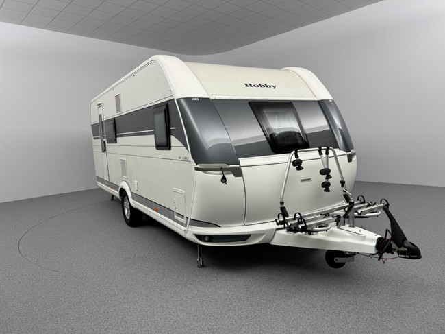 Hobby De Luxe 560 KMFe Stapelbed NIEUWE Mover INCL. STALLING foto: 0