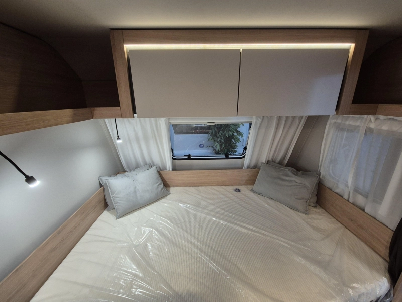 Knaus Sport 500 KD Stapelbedden en douche!  foto: 6